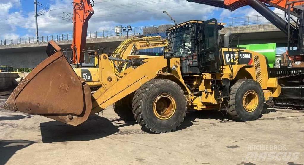 CAT 950M Kolesni nakladalci