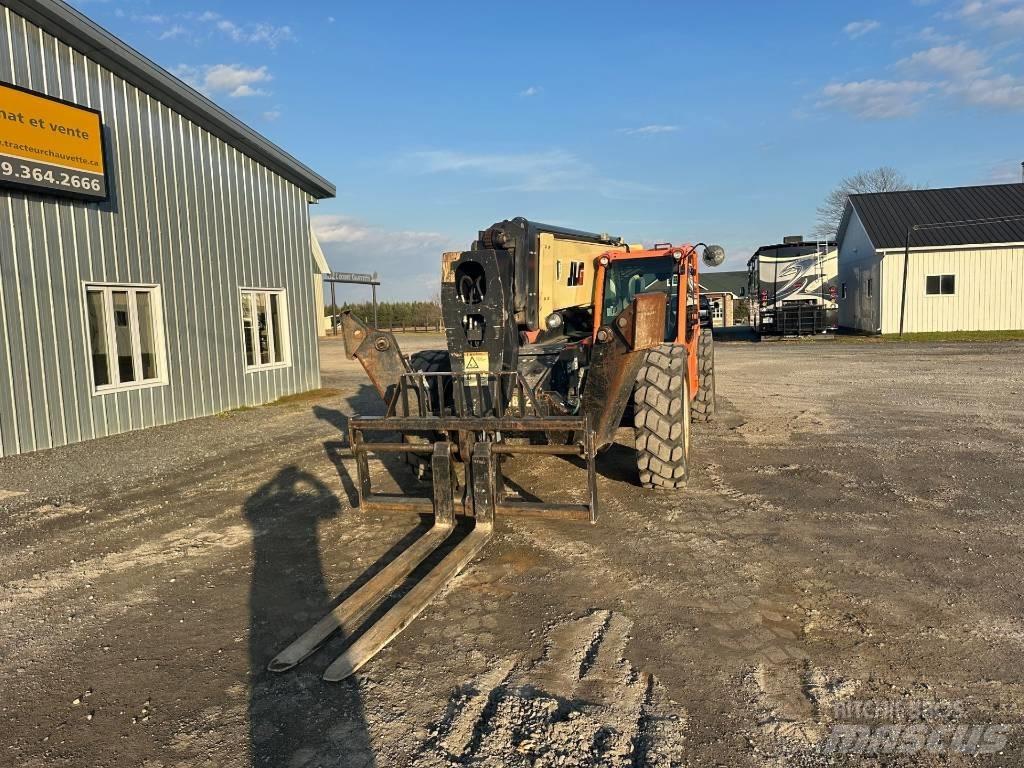 JLG 1055 Teleskopski viličarji