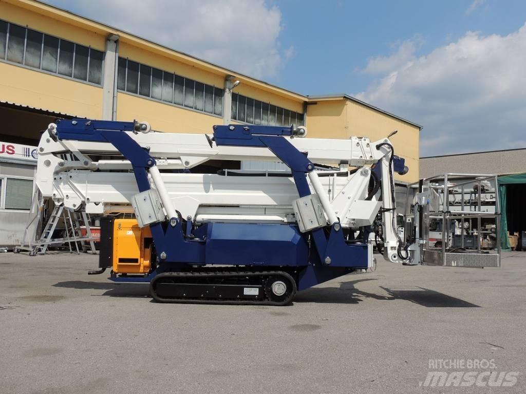 Cela CRAWLER DT 30 Druga dvigala in dvižne ploščadi