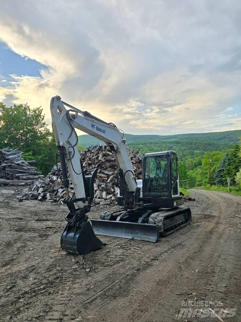 Bobcat E 85 Bagri goseničarji