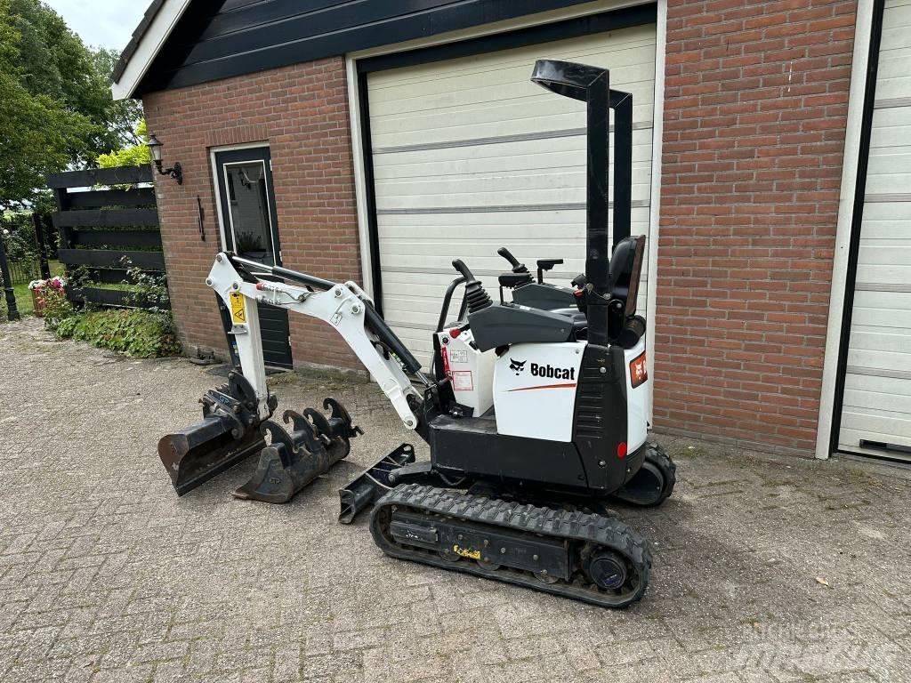 Bobcat E 10z Mini bagri <7t