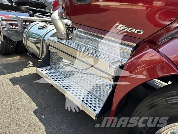 Kenworth T680 Vlačilci