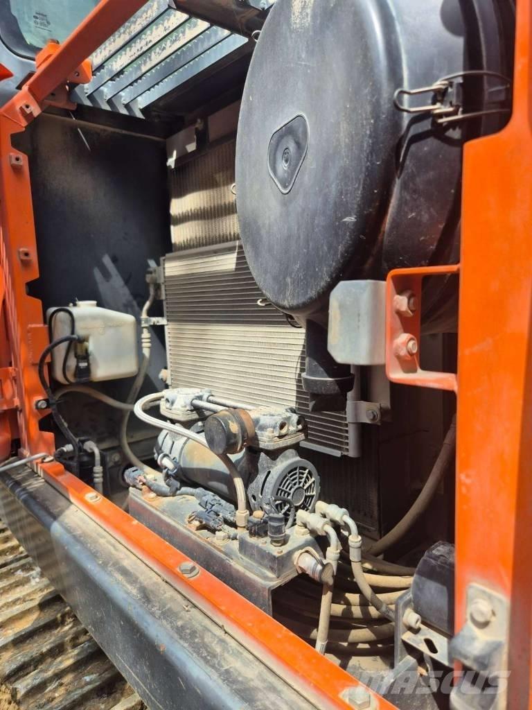 Doosan DX 300 LC-5 Bagri goseničarji