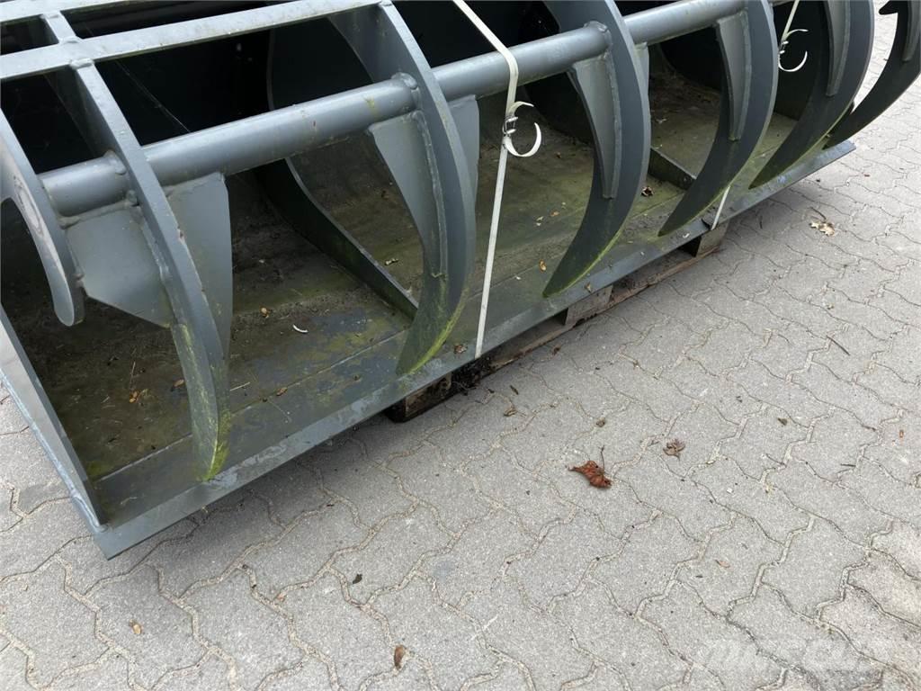 Kramer 2400 mm Priključki za čelni nakladalec