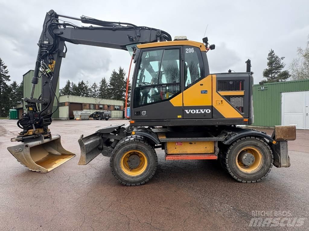 Volvo EWR 150 E Bagri na kolesih