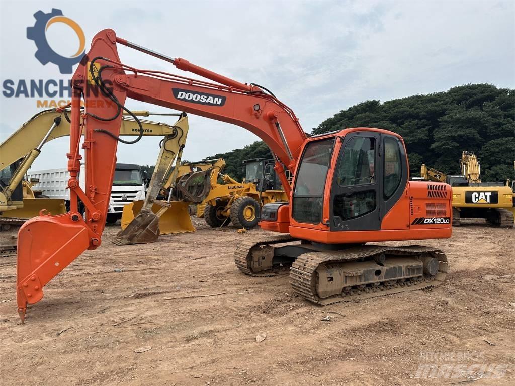 Doosan DX 120 Bagri goseničarji