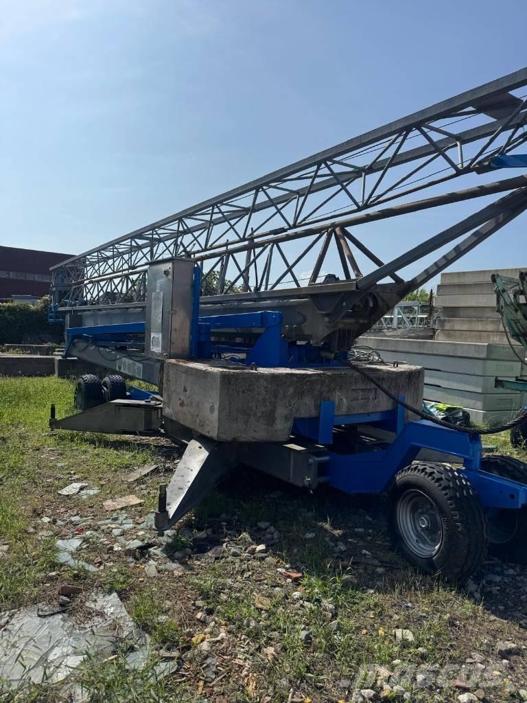 Fari FH 25.01 Samopostavljivi žerjavi