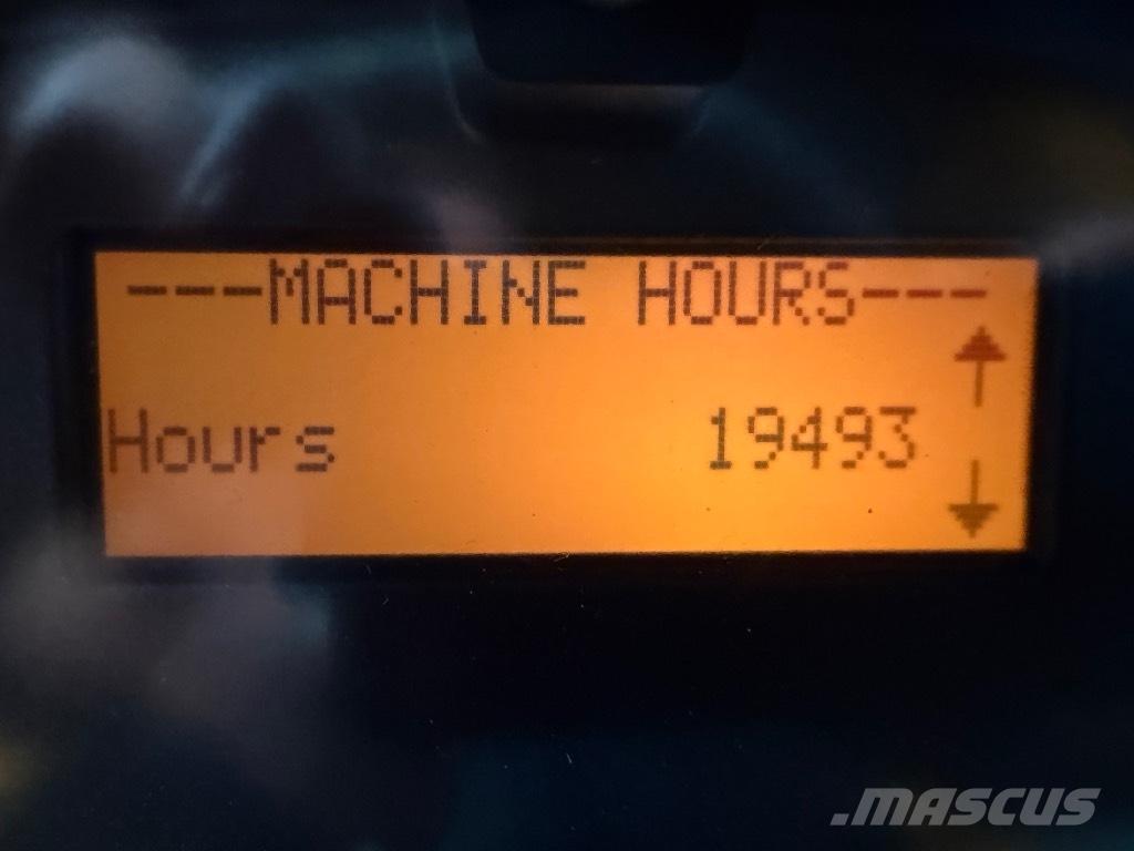 Volvo L 120 E Kolesni nakladalci