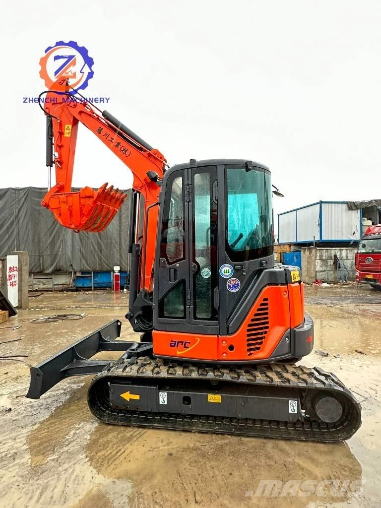 Hitachi ZX 50 Mini bagri <7t