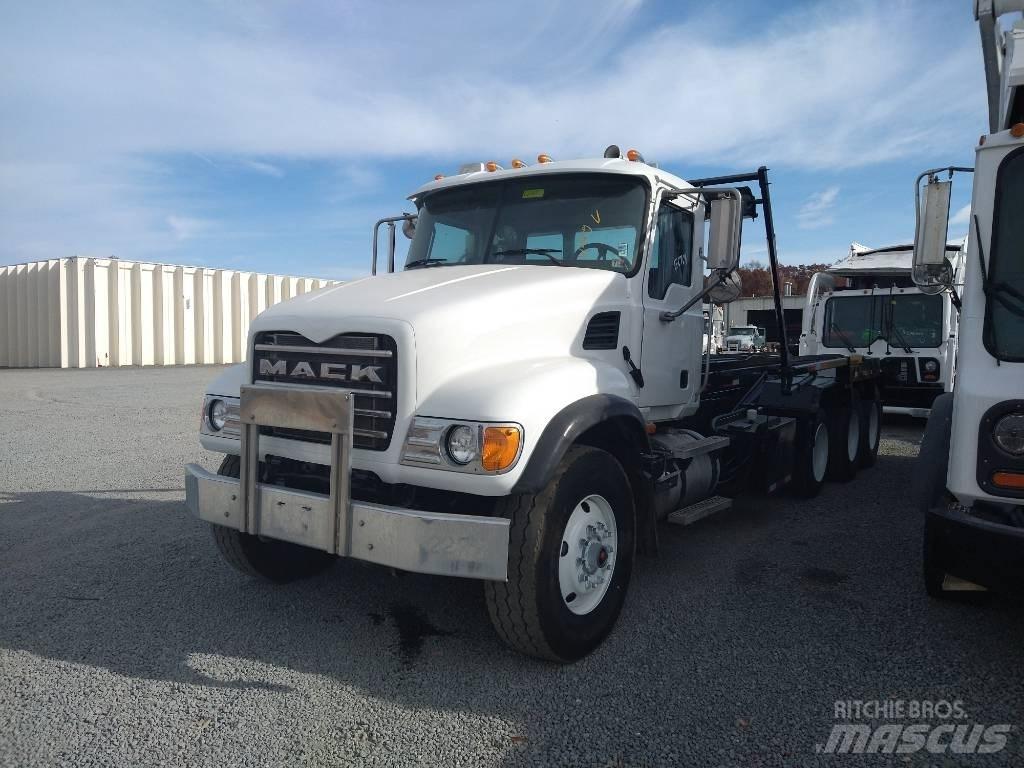 Mack Granite Komunalni tovornjaki