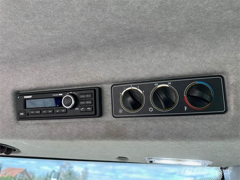 Valtra A105 MH Traktorji