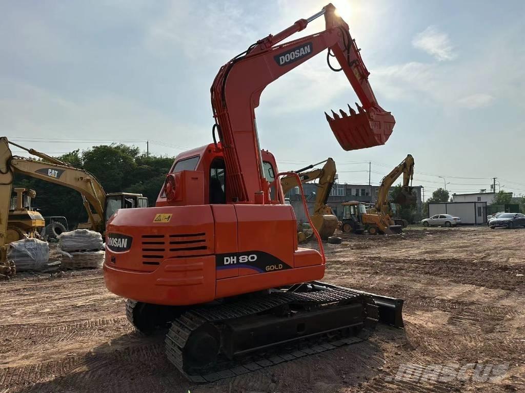 Doosan DH 80 Bagri goseničarji