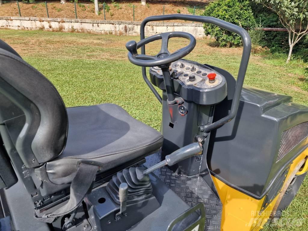 Bomag BW 100 Dvojni valjarji