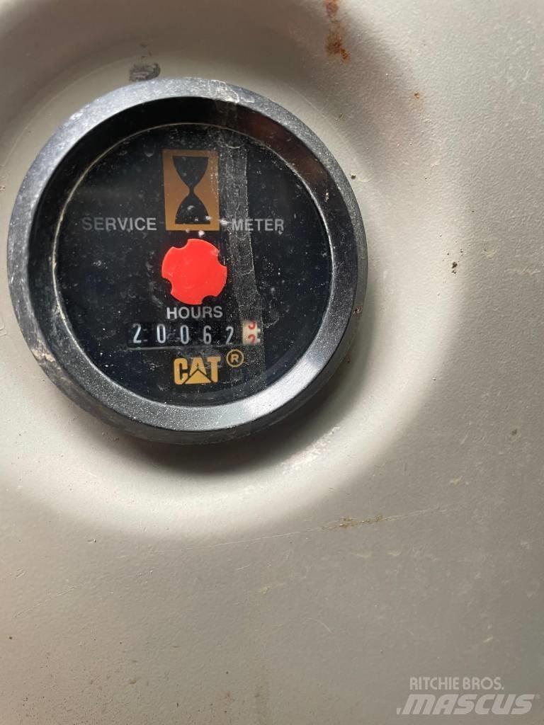 CAT 321 C LCR Bagri goseničarji