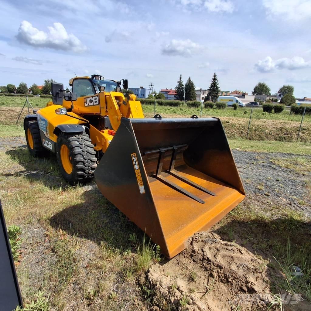 JCB 542-70 Agri Teleskopski viličarji