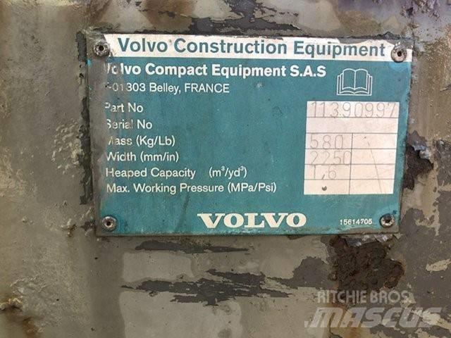 Volvo Puinbak Presejalne žlice