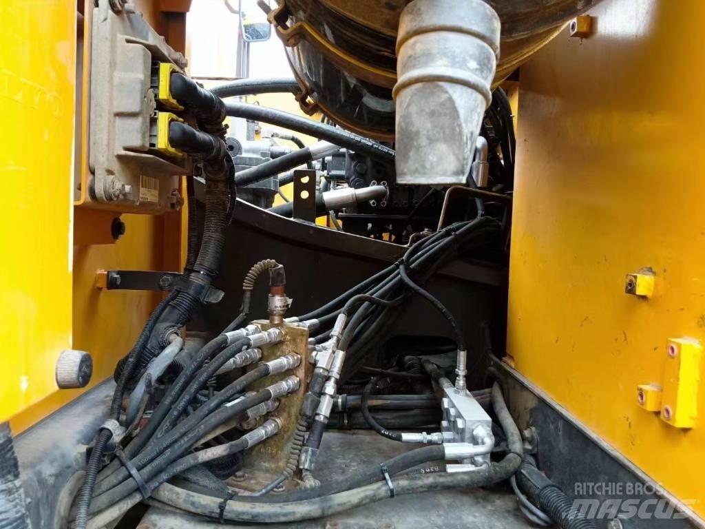 Volvo EC 300 D L Bagri goseničarji