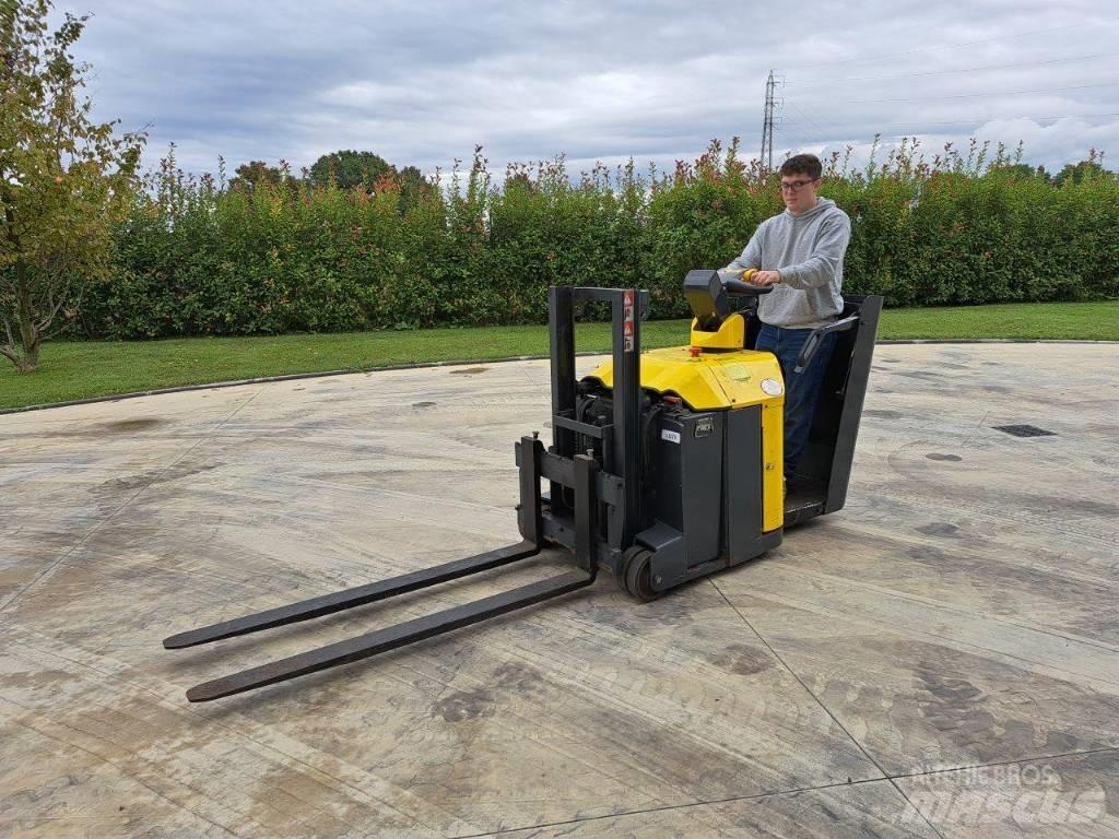 Combilift CS 600 Ročni električni viličar