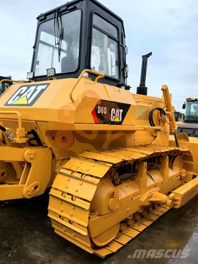 CAT D6G Buldožerji goseničarji