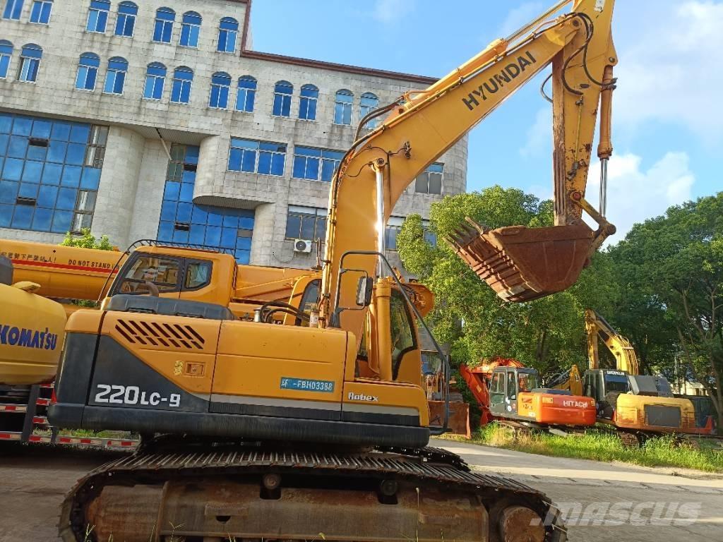Hyundai R220LC-9 Bagri goseničarji