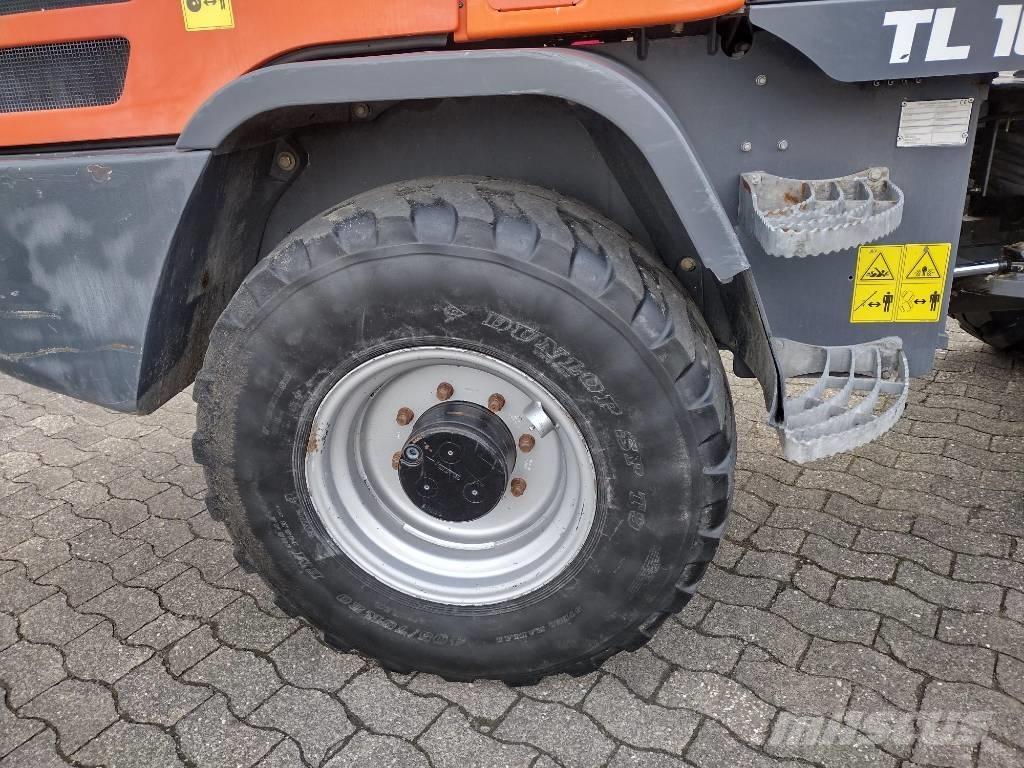Terex Schaeff TL100 Kolesni nakladalci
