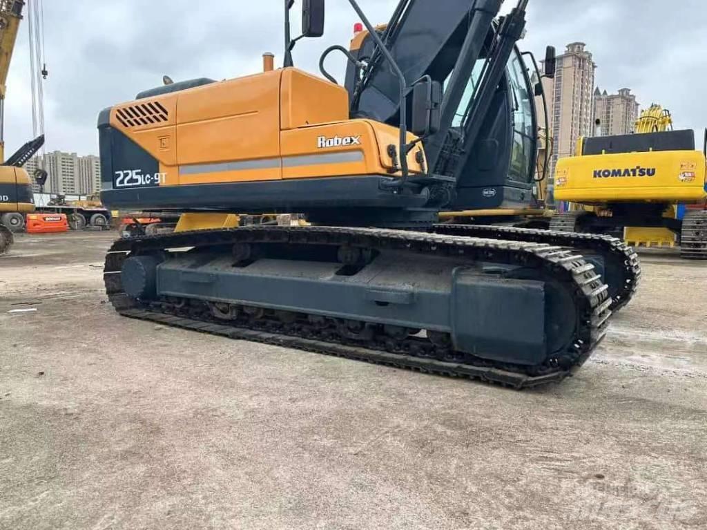 Hyundai 225LC-9T Bagri goseničarji