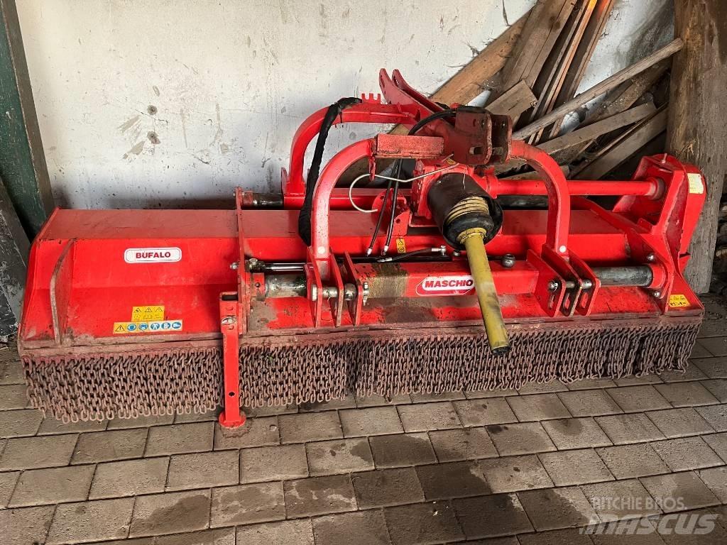 Maschio Bufalo 280 Kosilnice za pašnike