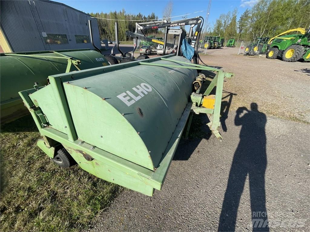 Elho 300 Obračalniki in zgrabljalniki