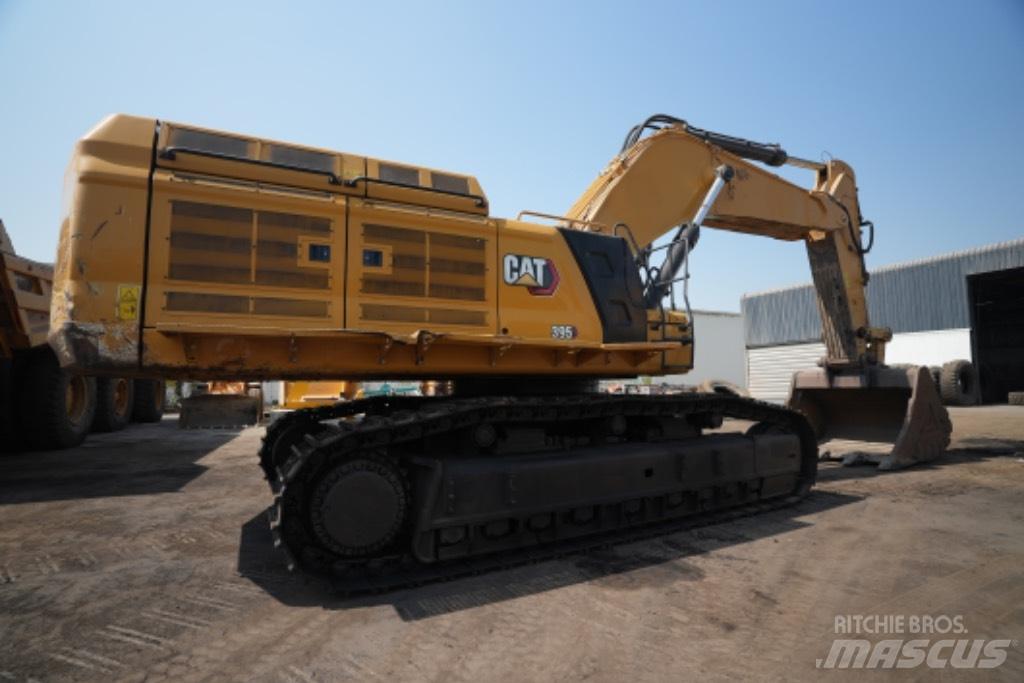 CAT 395 Bagri goseničarji