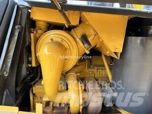 Komatsu D 155 A-5 Buldožerji goseničarji