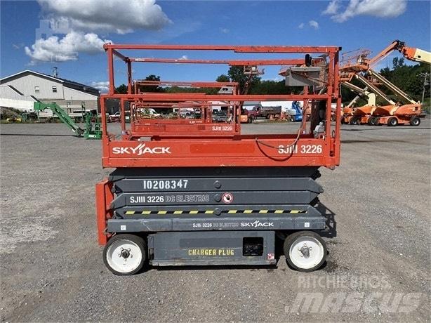 SkyJack SJ III 3226 Škarjaste dvižne ploščadi
