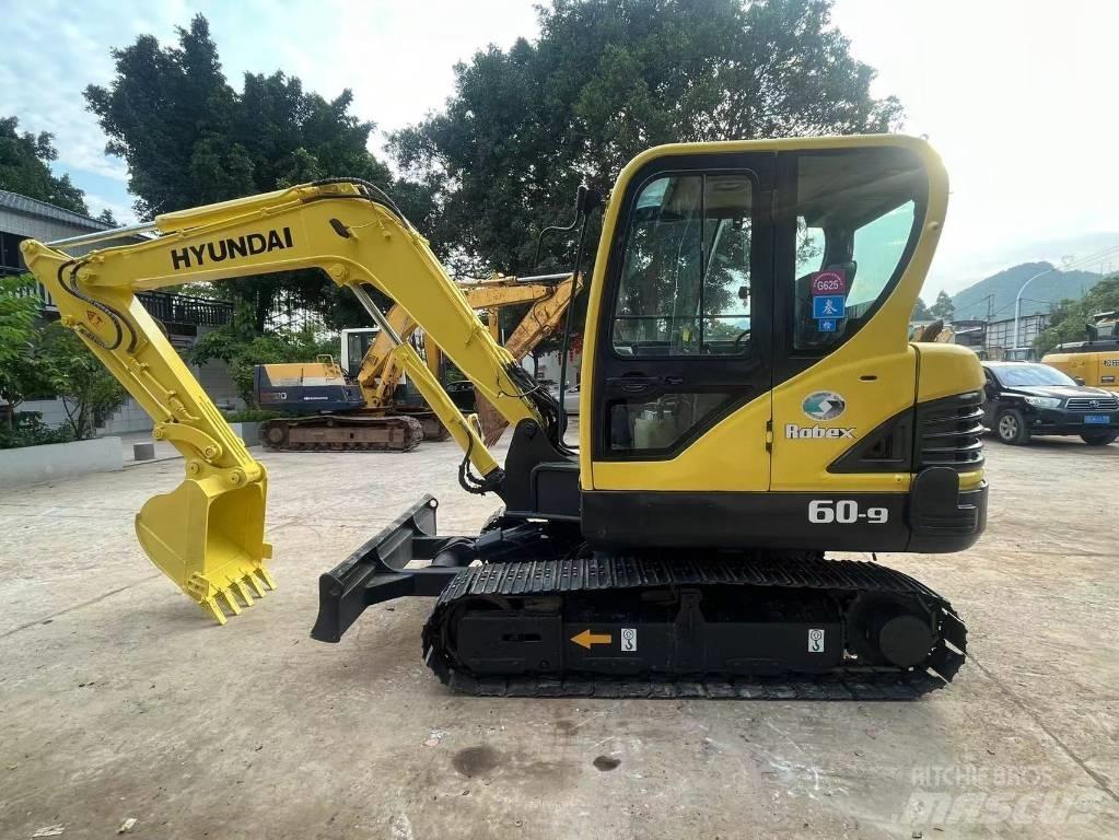 Hyundai R60-9 Bagri goseničarji