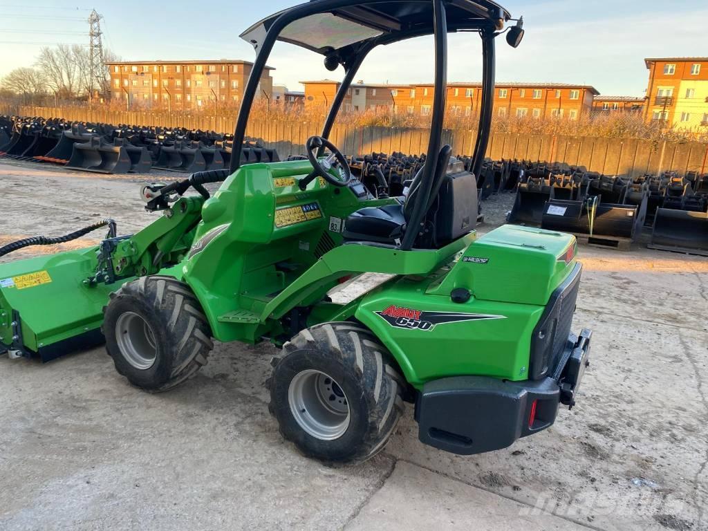 Avant 650 i Kolesni nakladalci