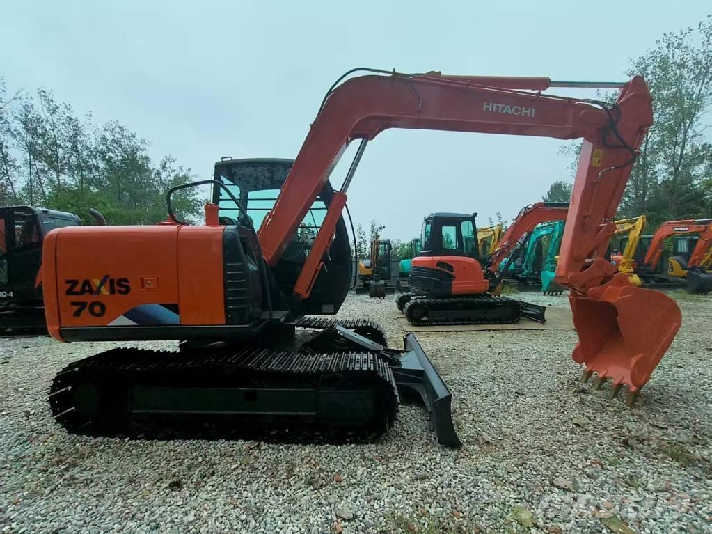 Hitachi ZX 70 Mini bagri <7t