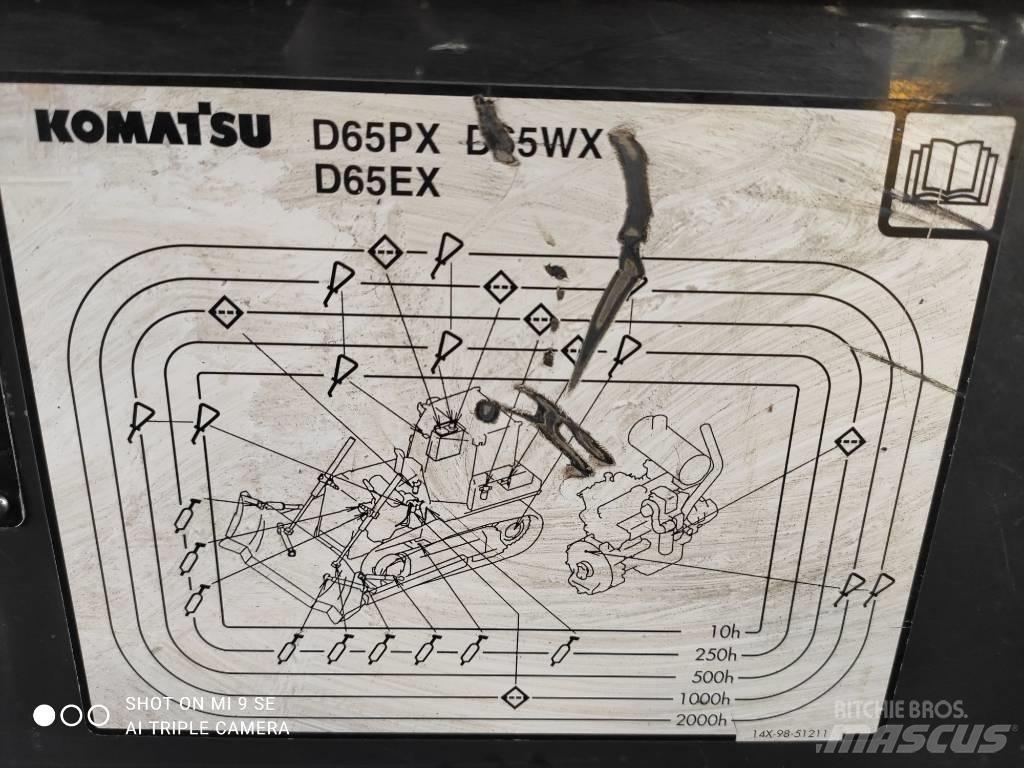 Komatsu D65PX-16 Buldožerji goseničarji