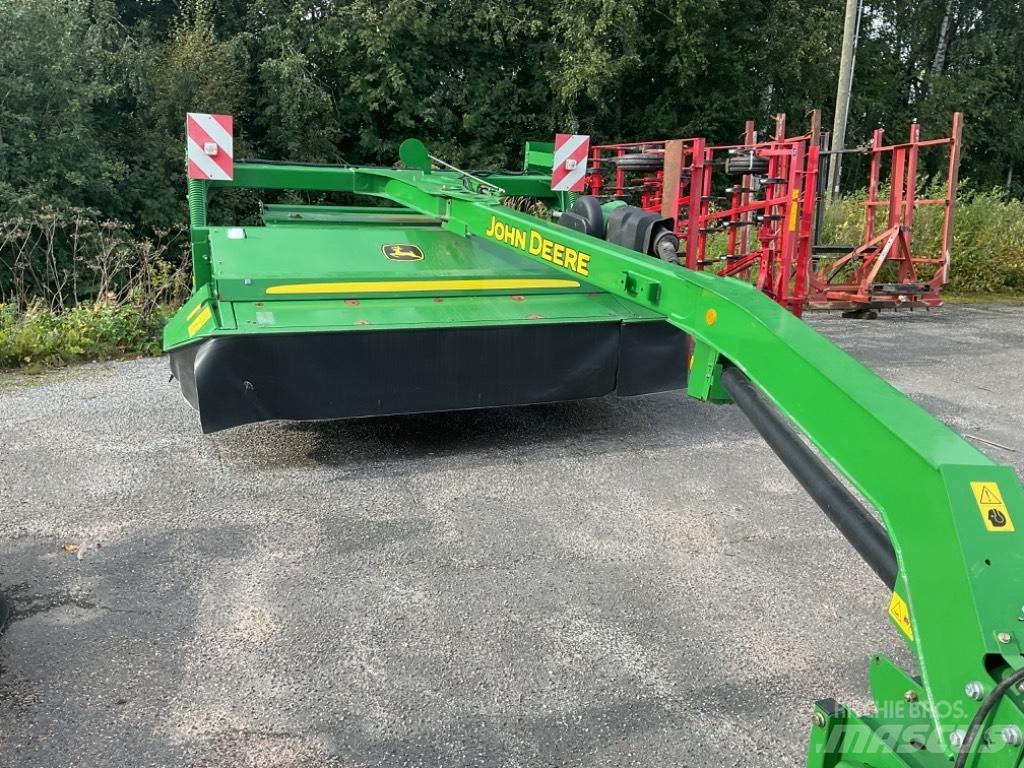 John Deere 530 Diskaste kosilnice