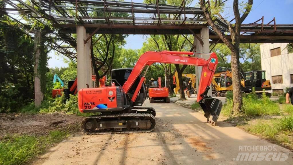Hitachi ZX 70 Midi bagri 7t – 12t