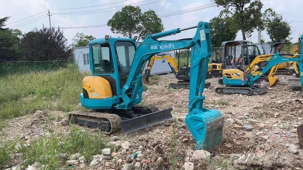 Komatsu U35 Mini bagri <7t