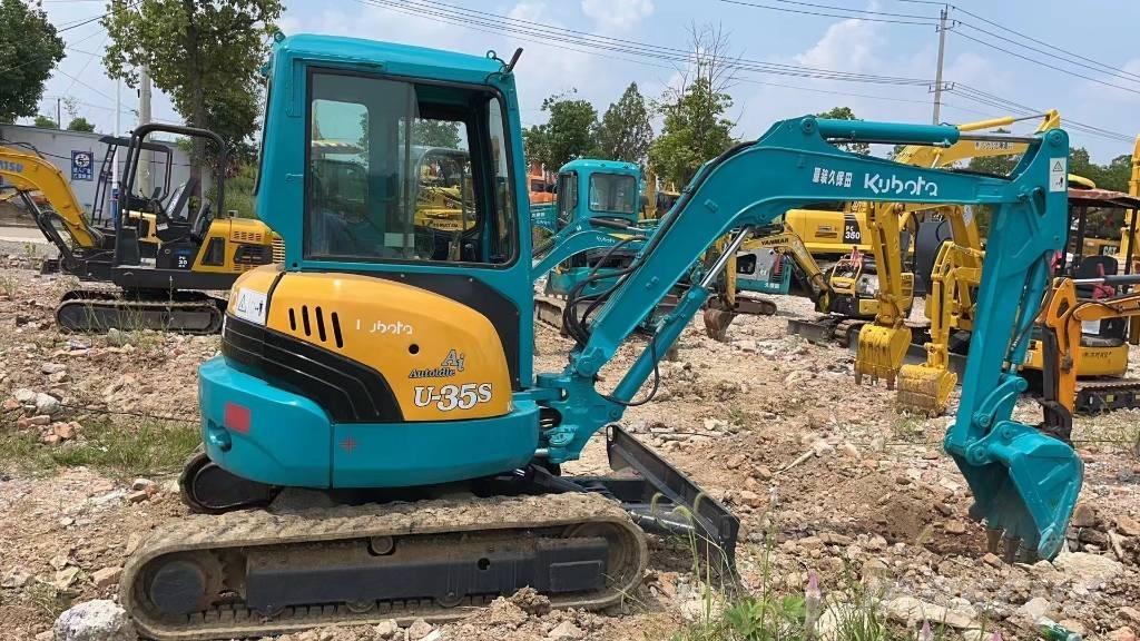 Komatsu U35 Mini bagri <7t