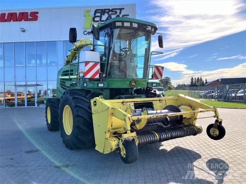 John Deere 7300 Stroji za krmo na lastni pogon
