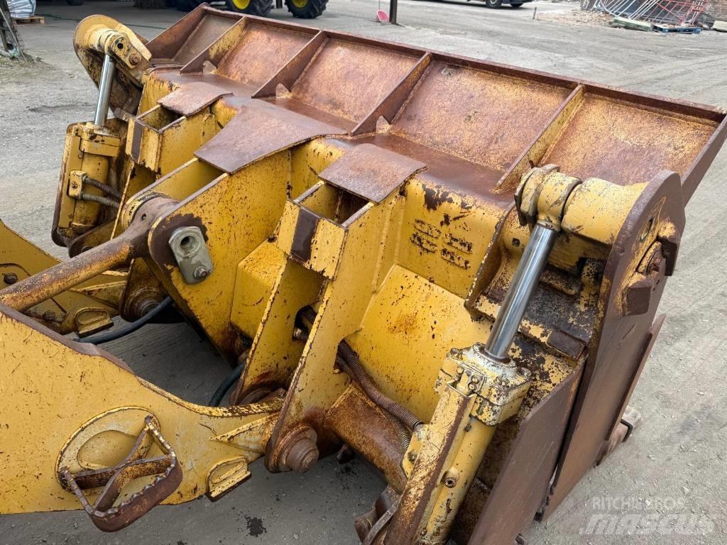 CAT 963 C Nakladalci goseničarji