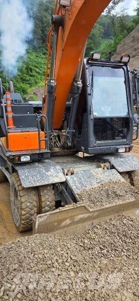 Doosan D 140W-5 Bagri na kolesih