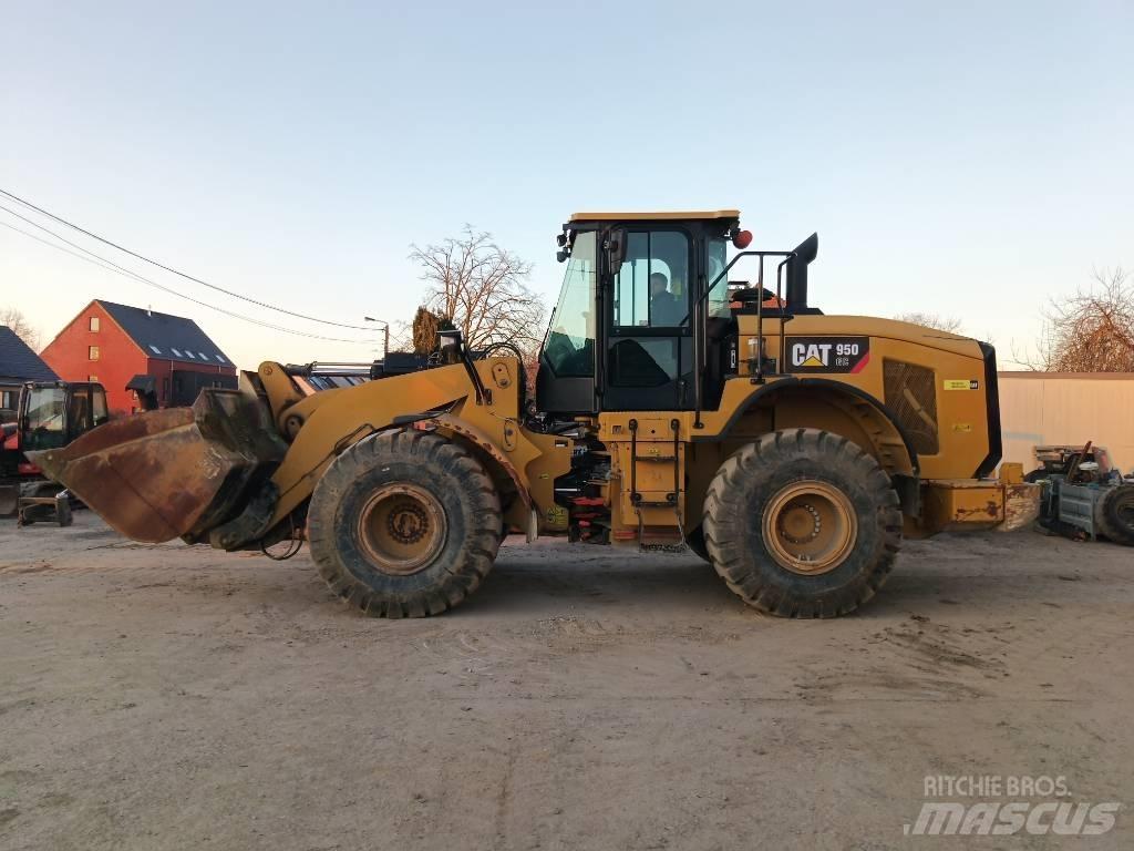 CAT 950 A Kolesni nakladalci