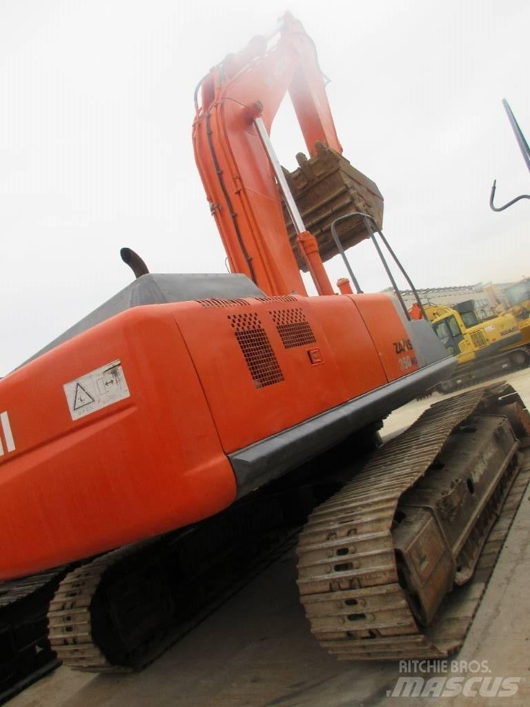 Hitachi Zaxis 200-3G Bagri goseničarji