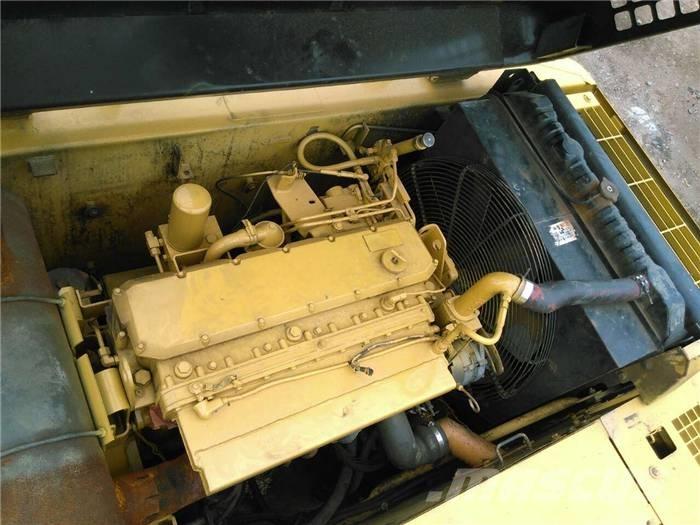 CAT 325 B Bagri goseničarji