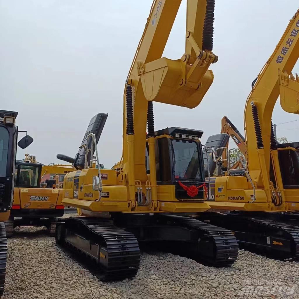 Komatsu PC 220 Bagri goseničarji