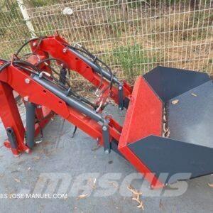  TJM PALA TRASERA TJM Čelni nakladalci in kopači