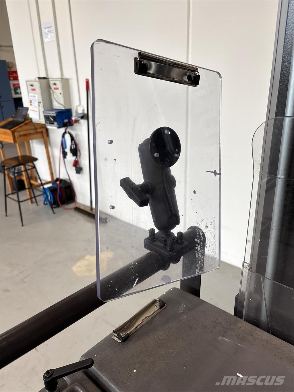 Atlet A160 Samopogonski ročni viličarji