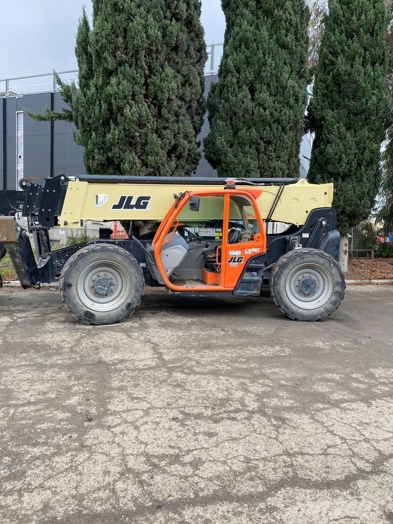 JLG 1255 Teleskopski viličarji