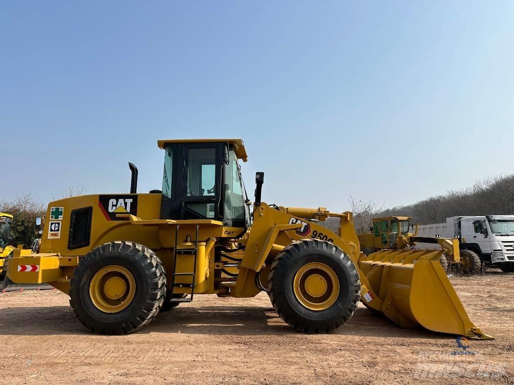CAT 950 G Kolesni nakladalci